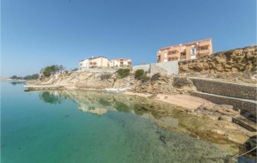 Cozy Apartment In Vlasici With House Sea View
